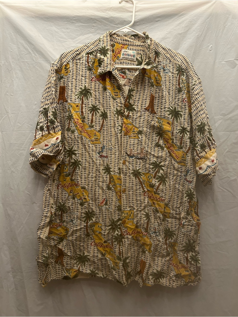 Reyn Spooner Beige Button-Down Shirt with Yellow & Green California Map Sz XL